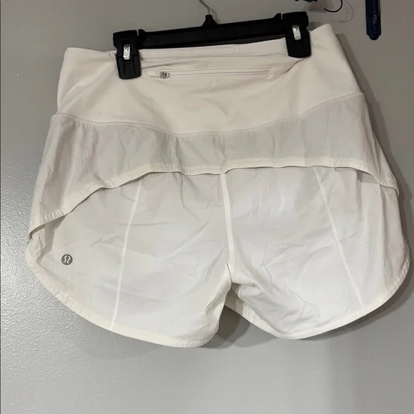 Lululemon Athletica Women's White Speed Up Shorts - Picture 8 of 8